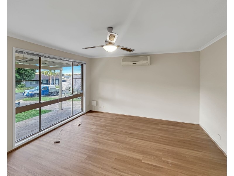 8 Dargie Avenue, Collingwood Park QLD 4301