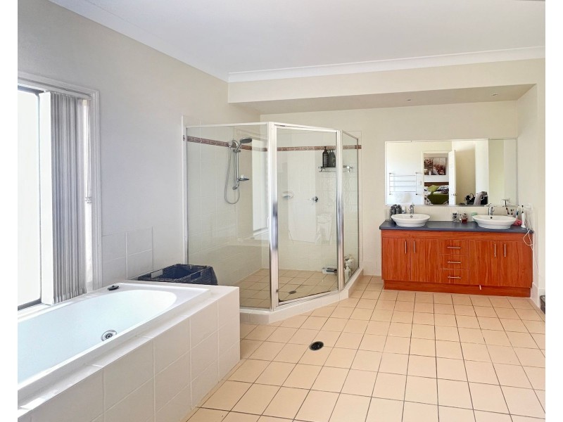 7 Scoparia Drive, Brookwater QLD 4300