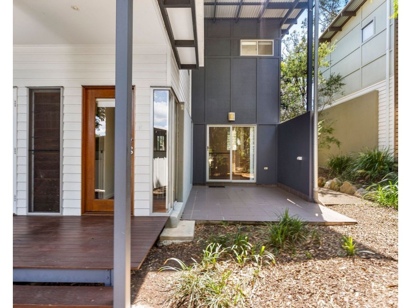 18/99 Brookwater Drive, Brookwater QLD 4300