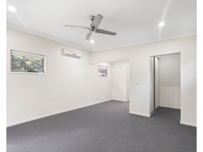18/99 Brookwater Drive, Brookwater QLD 4300