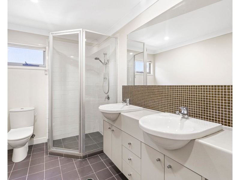 18/99 Brookwater Drive, Brookwater QLD 4300