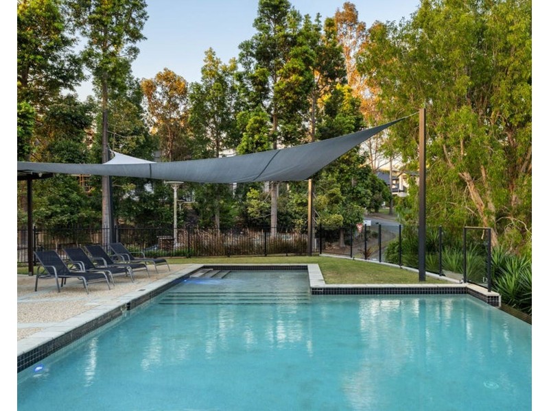 18/99 Brookwater Drive, Brookwater QLD 4300