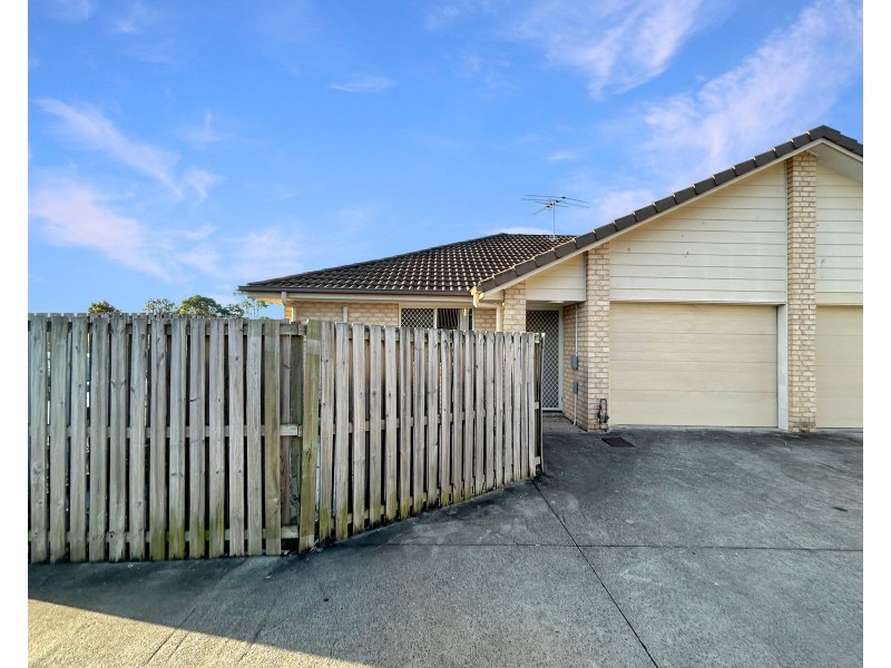 19/8 Rosegum Place, Redbank Plains QLD 4301