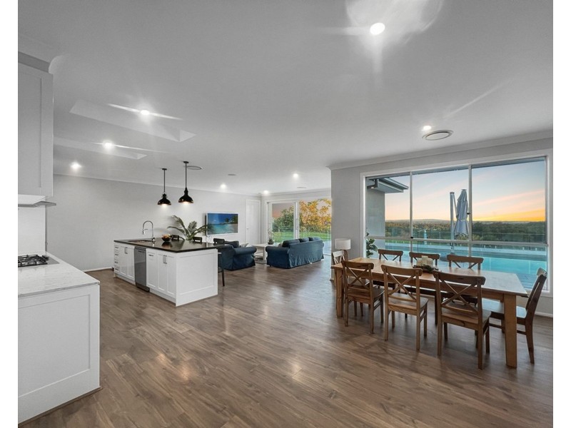 11/463 Gold Creek Road, Brookfield QLD 4069