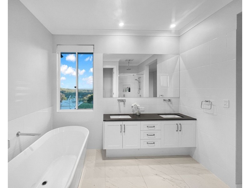 11/463 Gold Creek Road, Brookfield QLD 4069