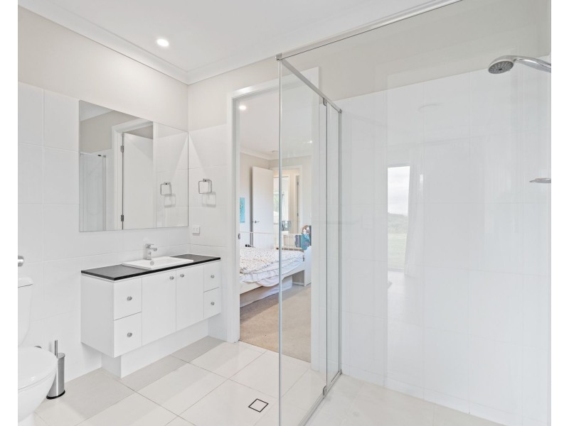 11/463 Gold Creek Road, Brookfield QLD 4069