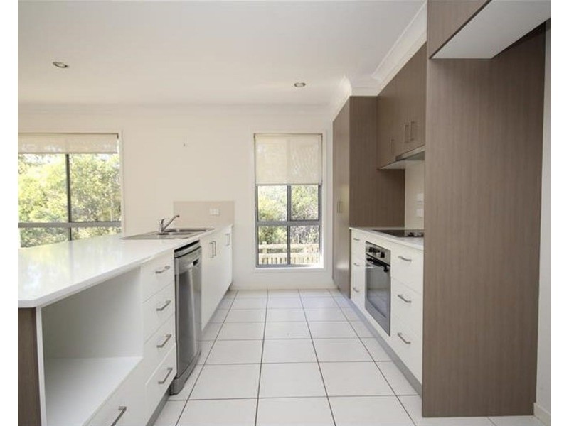 24 Hopman Way, Springfield Lakes QLD 4300
