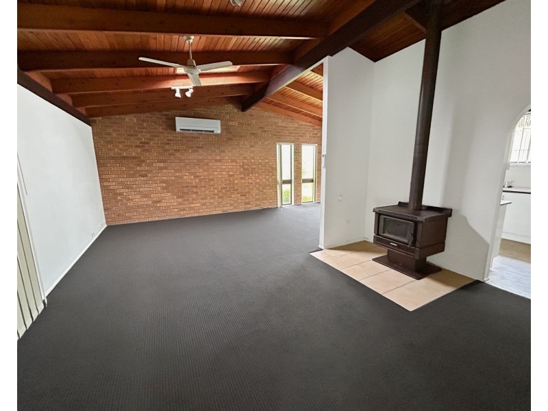 6 Dale Road, Camira QLD 4300