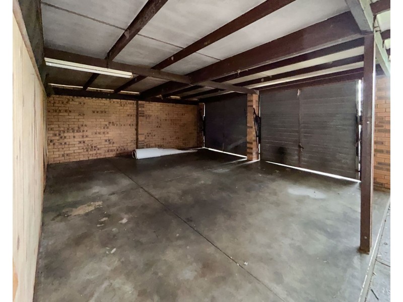 6 Dale Road, Camira QLD 4300