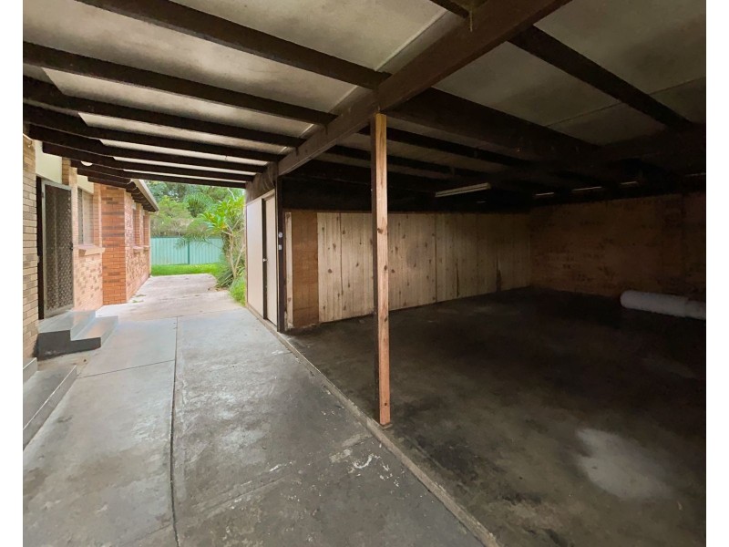 6 Dale Road, Camira QLD 4300