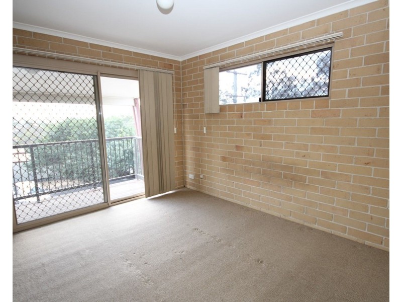 5/25 Law Street, Redbank QLD 4301