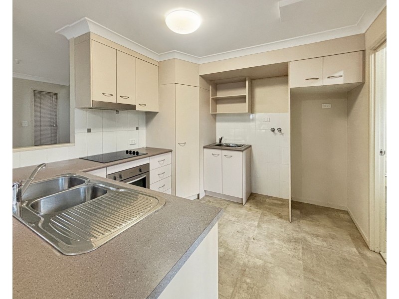 4/45A Law Street, Redbank QLD 4301
