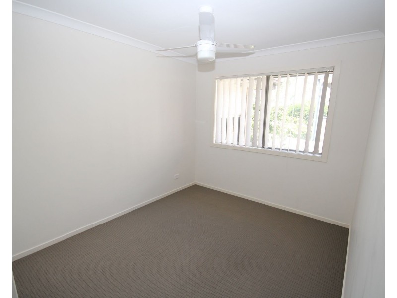 10 Lemongrass Place, Springfield Lakes QLD 4300