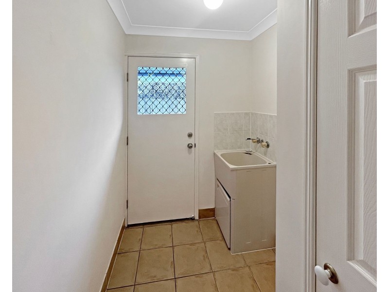 15 Eden Crescent, Springfield Lakes QLD 4300