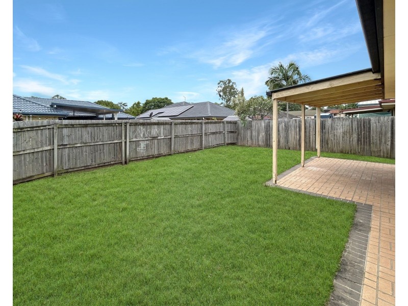 15 Eden Crescent, Springfield Lakes QLD 4300