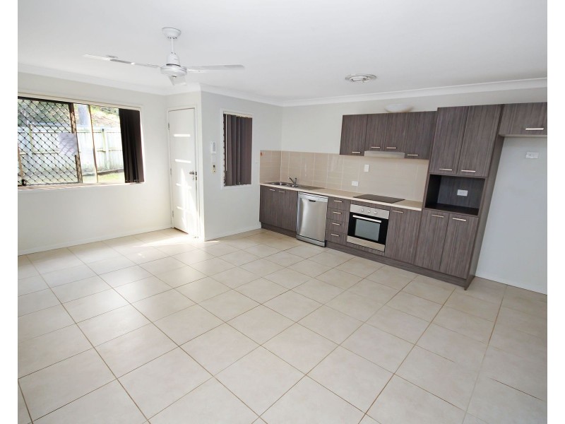 2/7 Brugha Close, Collingwood Park QLD 4301