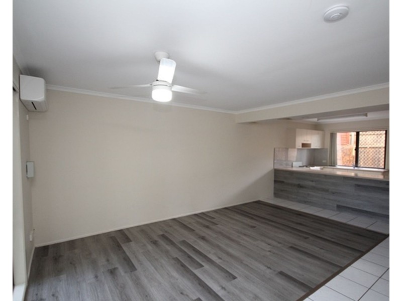 1/4 Lillian Street, Redbank Plains QLD 4301