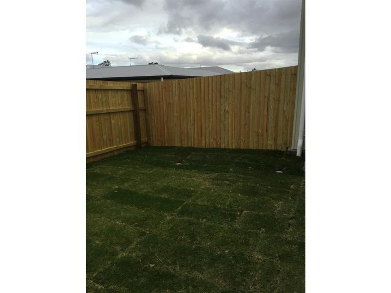 2/47 Br Ted Magee Drive, Collingwood Park QLD 4301