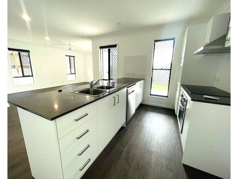 1 Wick Lane, Spring Mountain QLD 4124