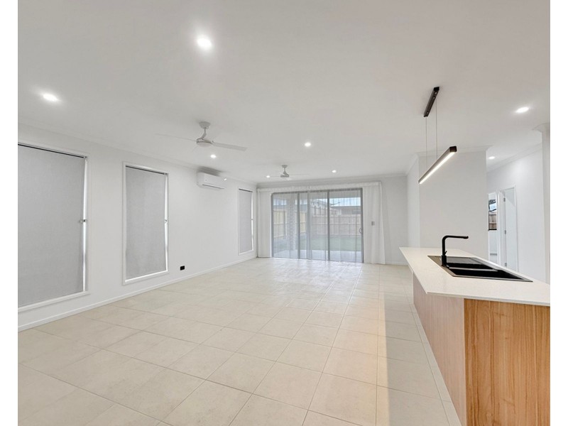 178 Barrams Road, White Rock QLD 4306