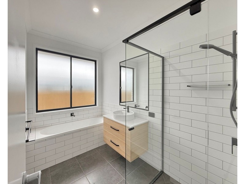 178 Barrams Road, White Rock QLD 4306