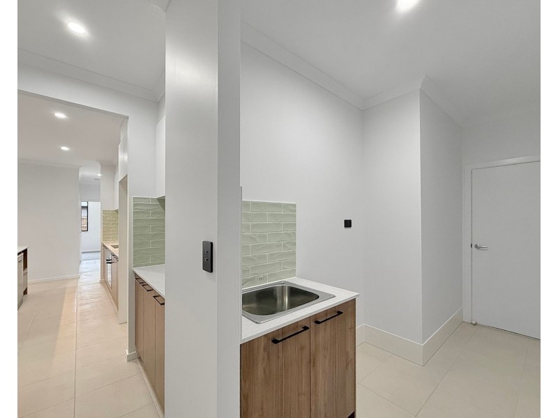 178 Barrams Road, White Rock QLD 4306