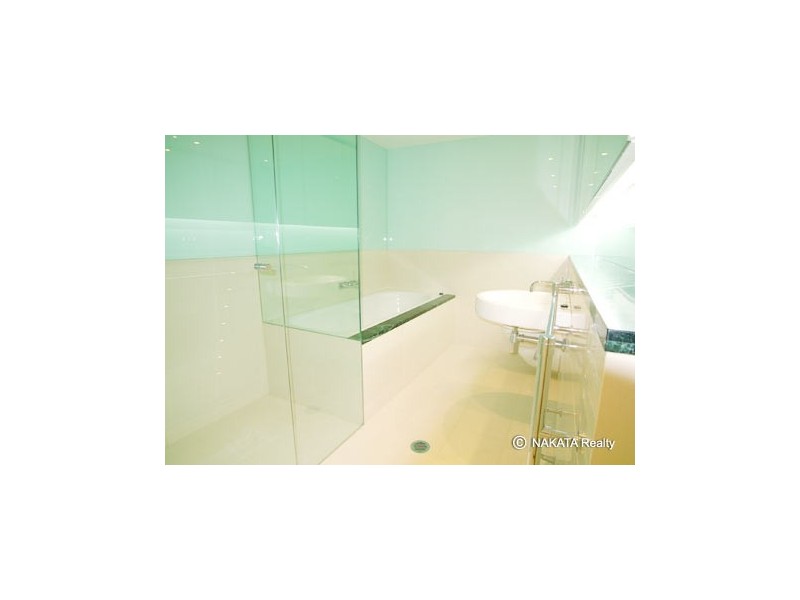 8 Glen St. Street, Milsons Point NSW 2061