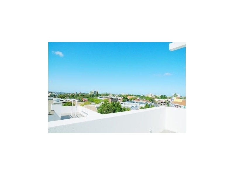 Penthouse/143 Military Road, Neutral Bay NSW 2089