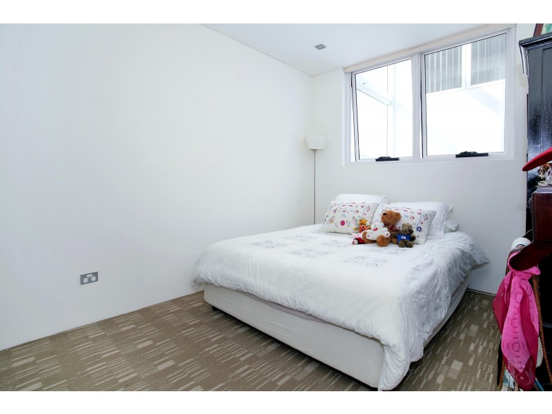 143 Military Road, Neutral Bay NSW 2089