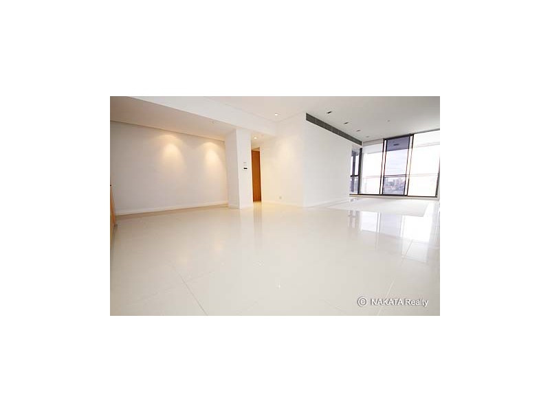 8 Glen St ,, Milsons Point NSW 2061
