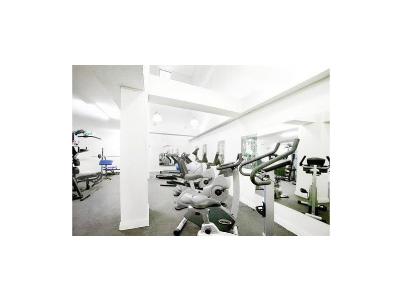 8 Glen St ,, Milsons Point NSW 2061