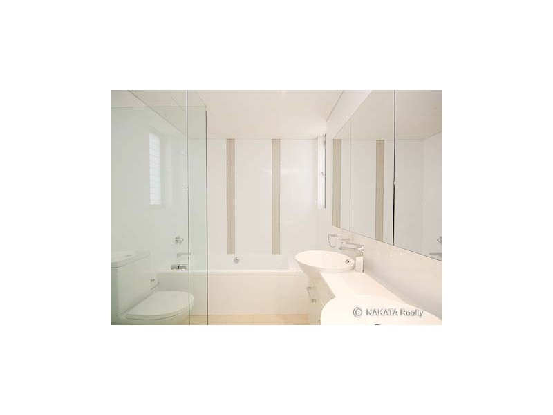 8 Havilah Lane, Roseville NSW 2069