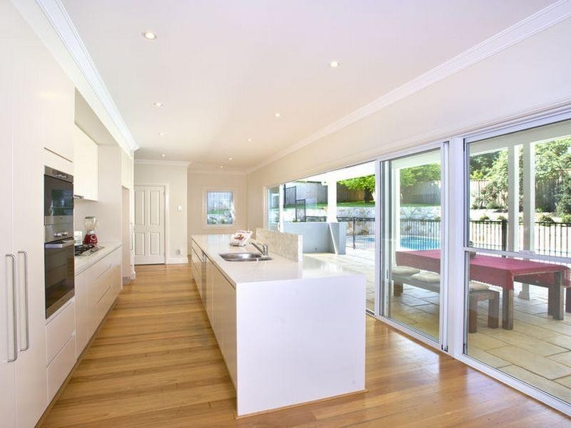 13 Gilbert St, Frenchs Forest NSW 2086