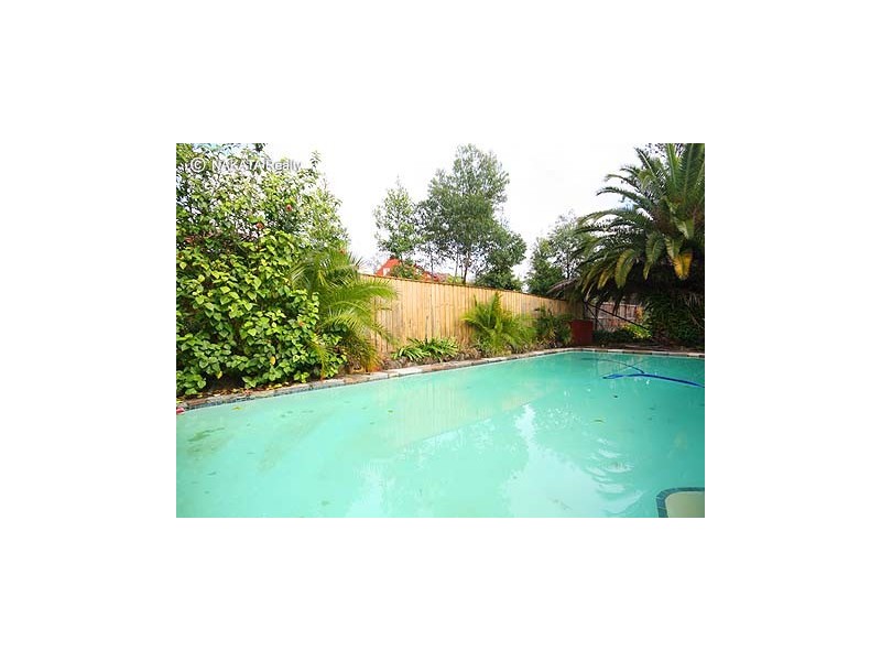 122 Bannockburn Road, Turramurra NSW 2074