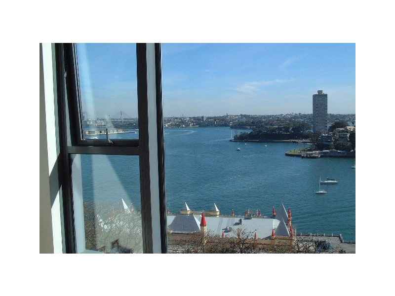 2 Dind St., Milsons Point NSW 2061