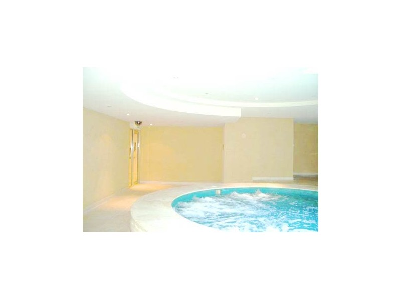 2 Dind St., Milsons Point NSW 2061