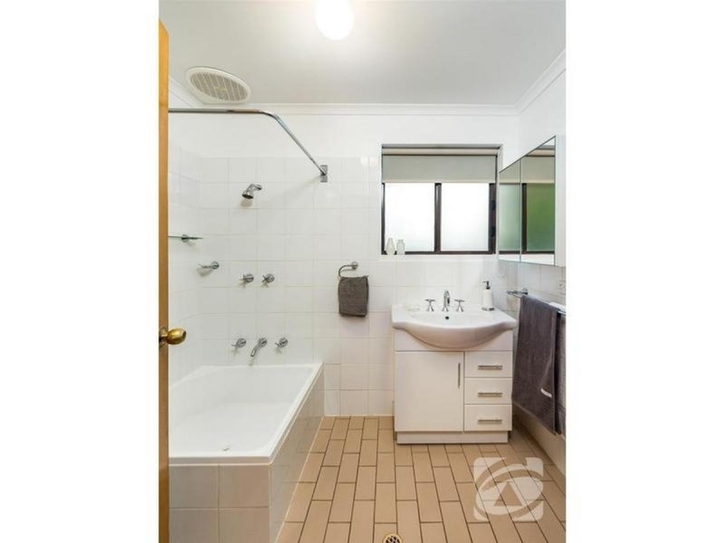 3 Carr Street, Mount Barker SA 5251