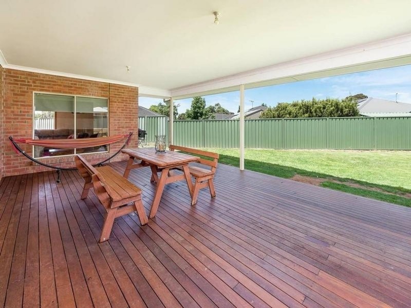 10 Creekside Grove, Mount Barker SA 5251