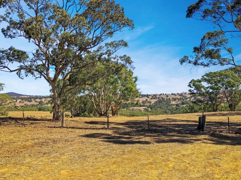 105 Harrogate Road, Brukunga SA 5252