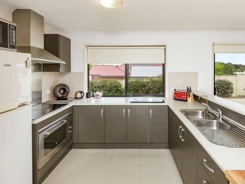 13 Atlantic Road, Mount Barker SA 5251