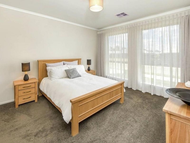 16 Ashfield Street, Mount Barker SA 5251