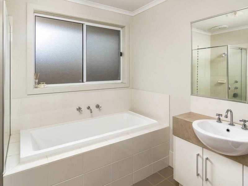 7 Ongloe Close, Mount Barker SA 5251