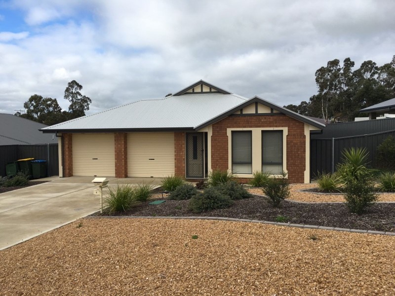 4 Graham Close, Mount Barker SA 5251
