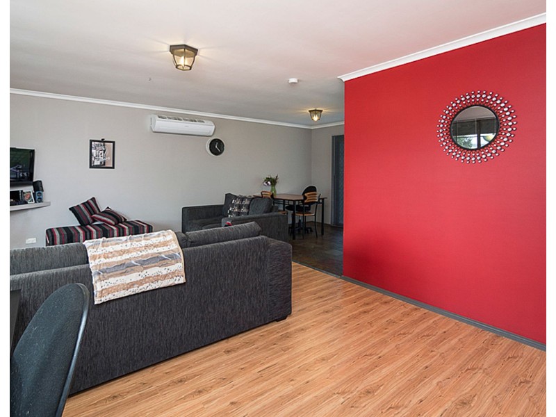 15 Cemetery Road, Callington SA 5254