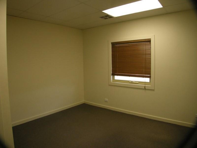 Upstairs/10-24 Dawson Street, Strathalbyn SA 5255