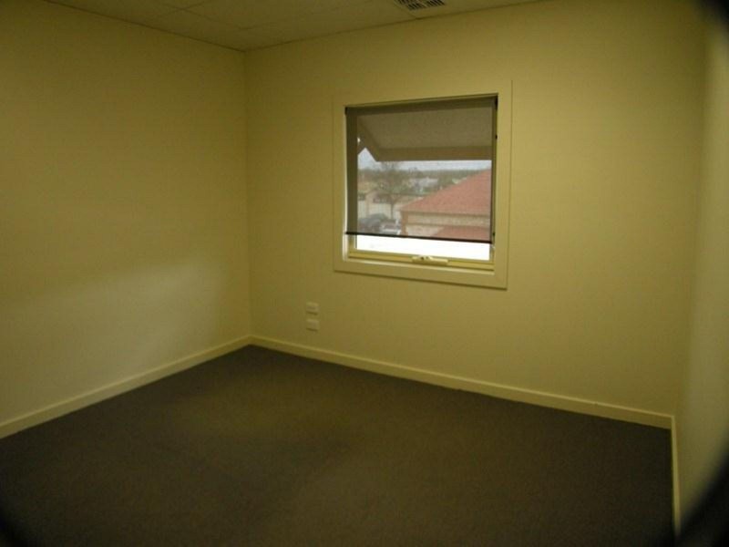 Upstairs/10-24 Dawson Street, Strathalbyn SA 5255