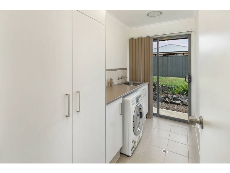 10 Ashfield Street, Mount Barker SA 5251