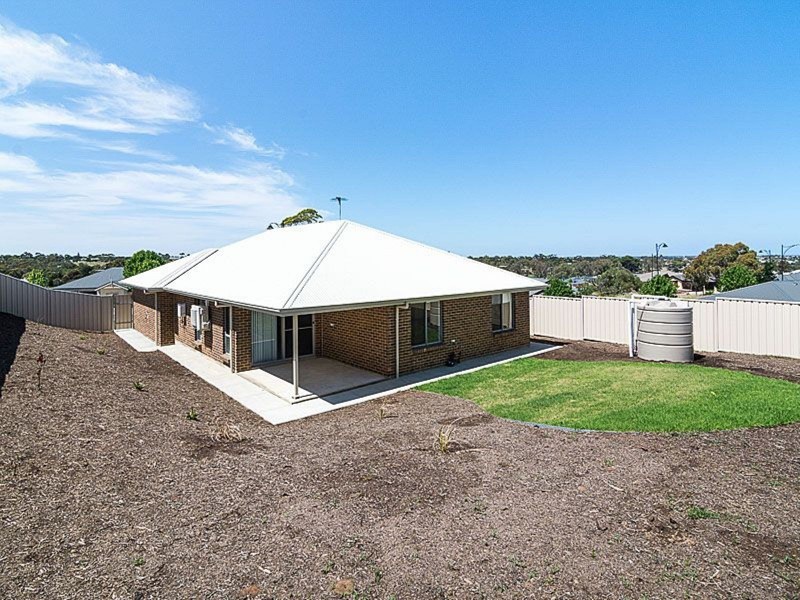 14 St Andrews Drive, Strathalbyn SA 5255