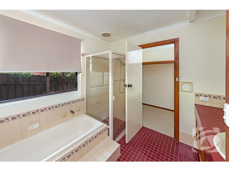 9 Sims Road, Mount Barker SA 5251