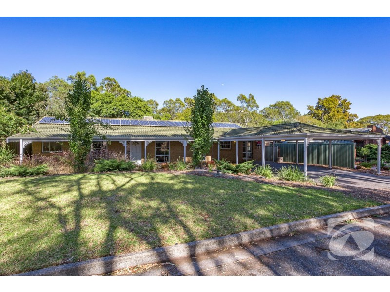 10 Shiraz Court, Aberfoyle Park SA 5159